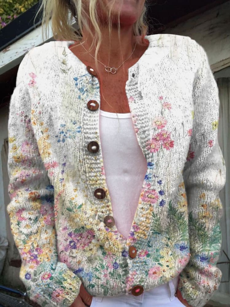Leigh - Vintage Flower Art Print Buttoned Cardigan Sweater