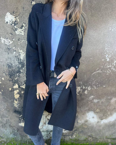 ADEL - A STYLISH AND COMFORTABLE JACKET