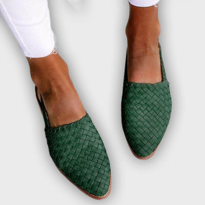 Alice - Timeless Handcrafted Moccasins - Elegant Comfort & Style