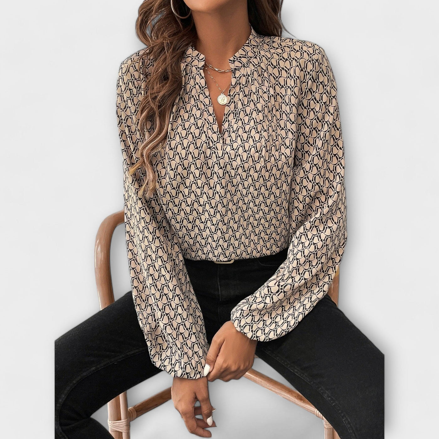 Remy - Relaxed Blouse with Pattern and Elegant Sleeves