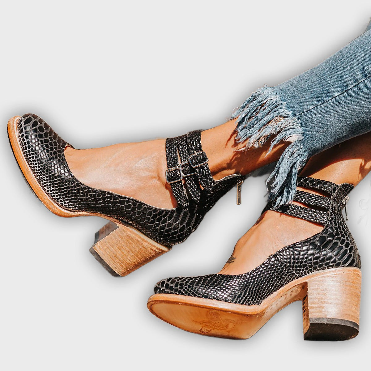 Ever - Women’s Round Toe Chunky Heels - Stylish Comfort for Every Occasion