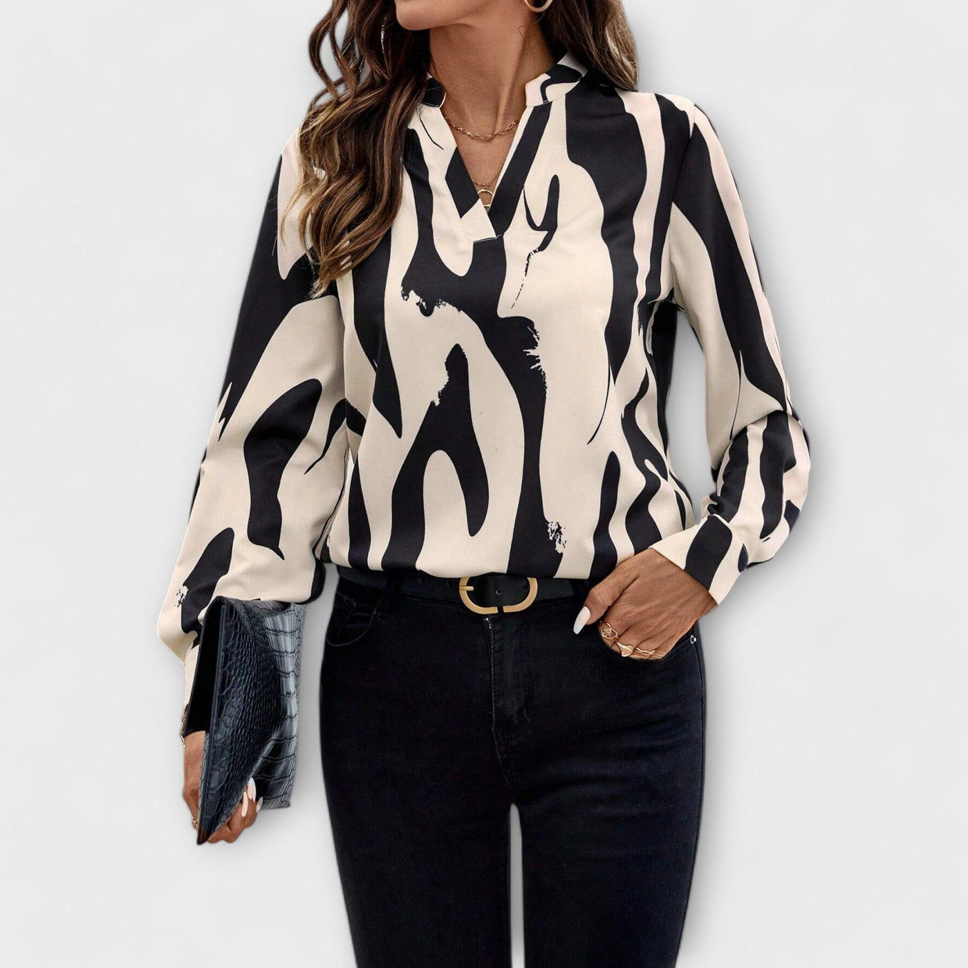 Venus - Blouse with Graphic Pattern and Elegant Design