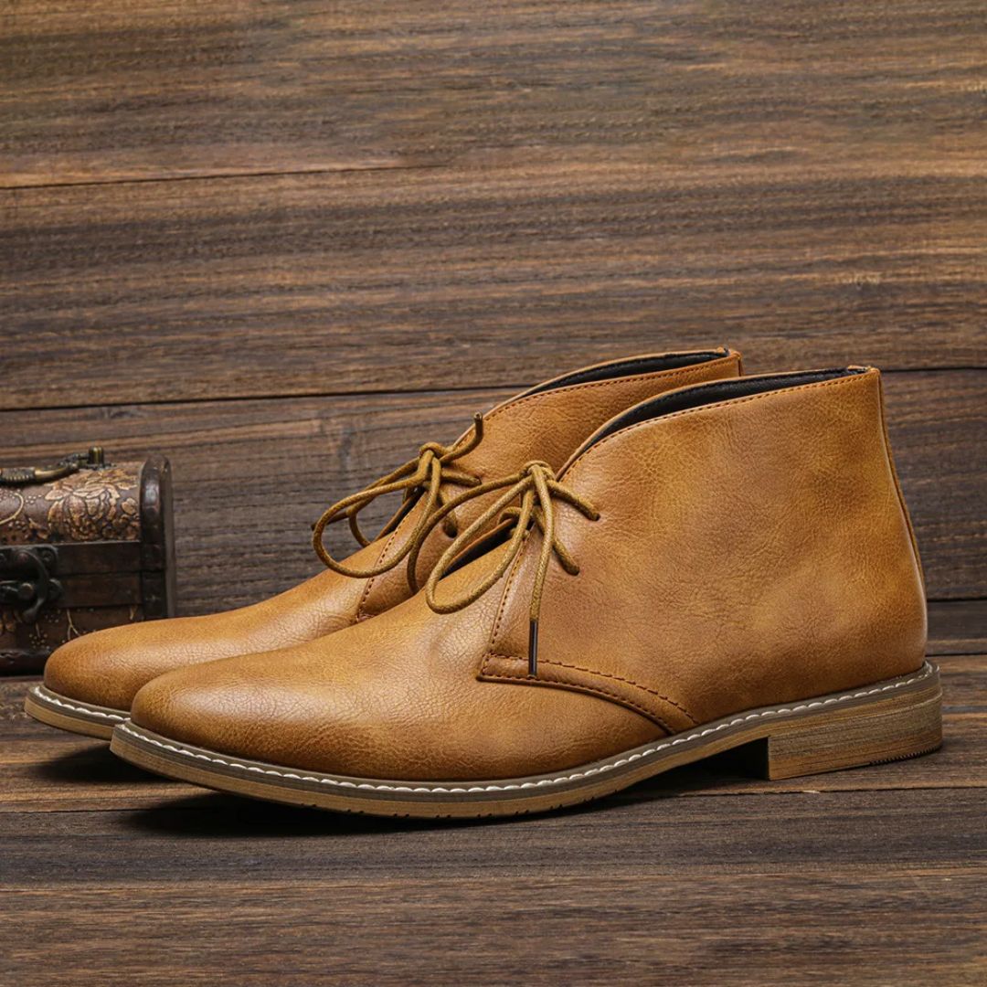 Gustavo - Timeless Chukka Boots