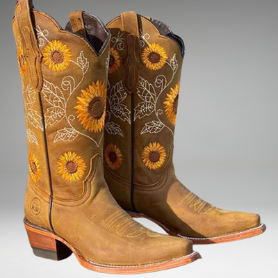 Luna - Bohemian Style Boots