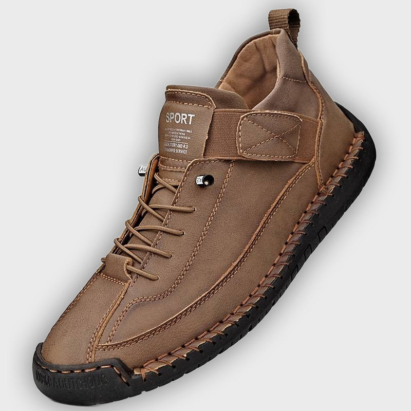 Claire - Classic Chelsea Sneakers