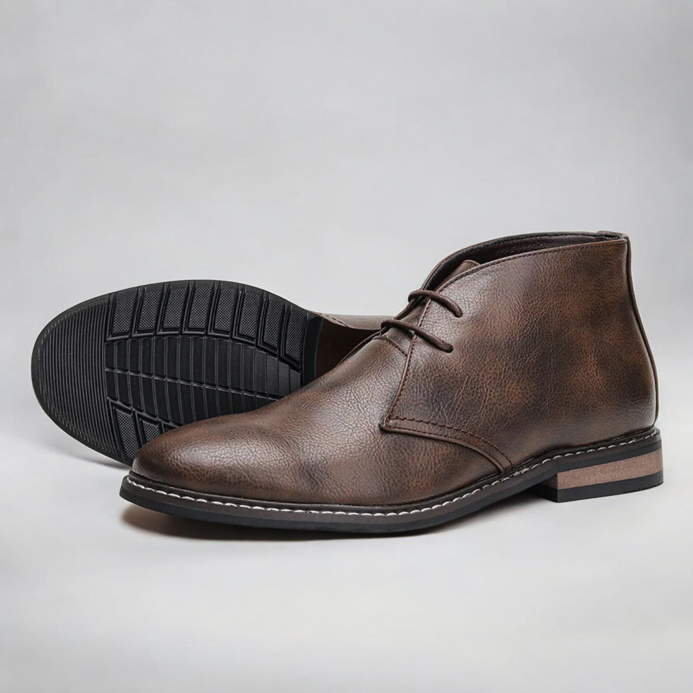 Gustavo - Timeless Chukka Boots
