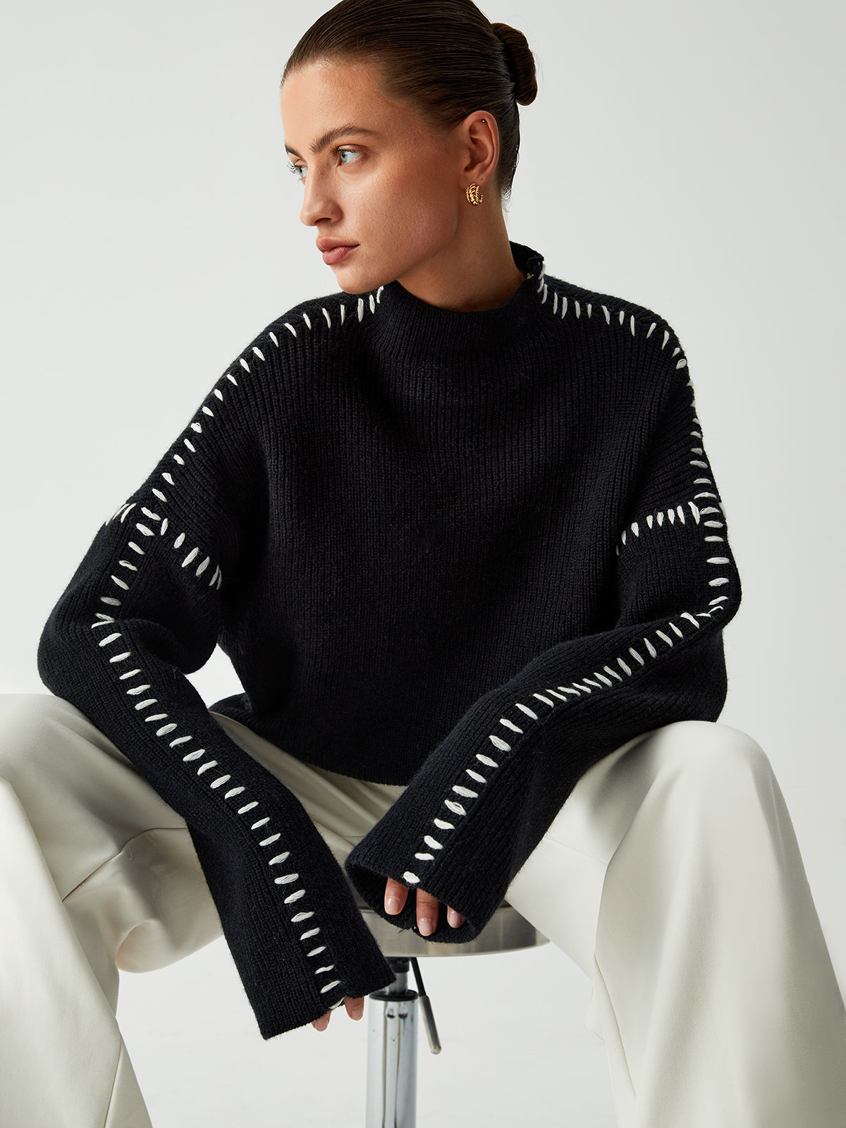 Alma - Oversized Turtleneck Sweater with Piqué Details