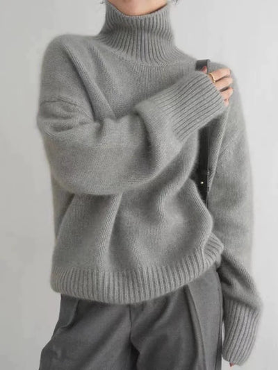 Natalie - HIGH COLLAR TOP WITH ELEGANT DESIGN