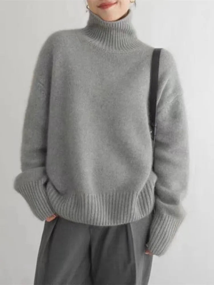 Natalie - HIGH COLLAR TOP WITH ELEGANT DESIGN