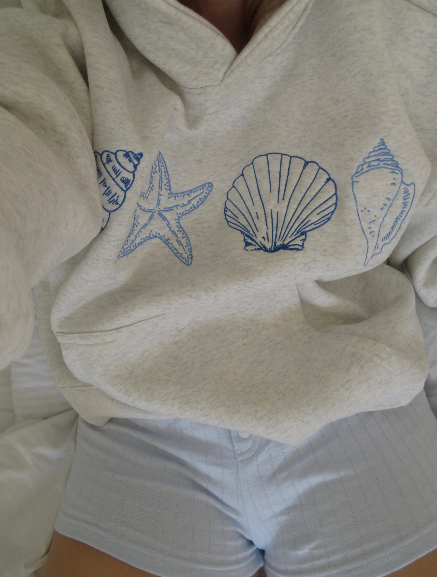 Ocenia - Unisex Sweatshirt with Shells