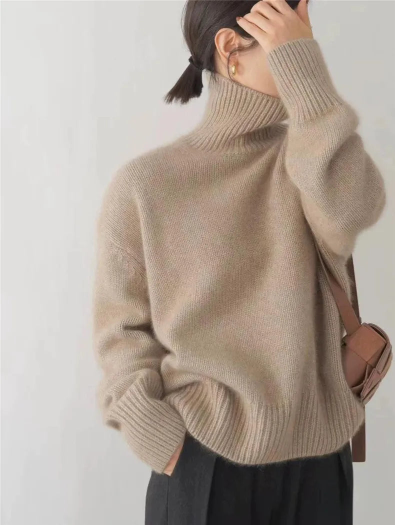 Natalie - HIGH COLLAR TOP WITH ELEGANT DESIGN