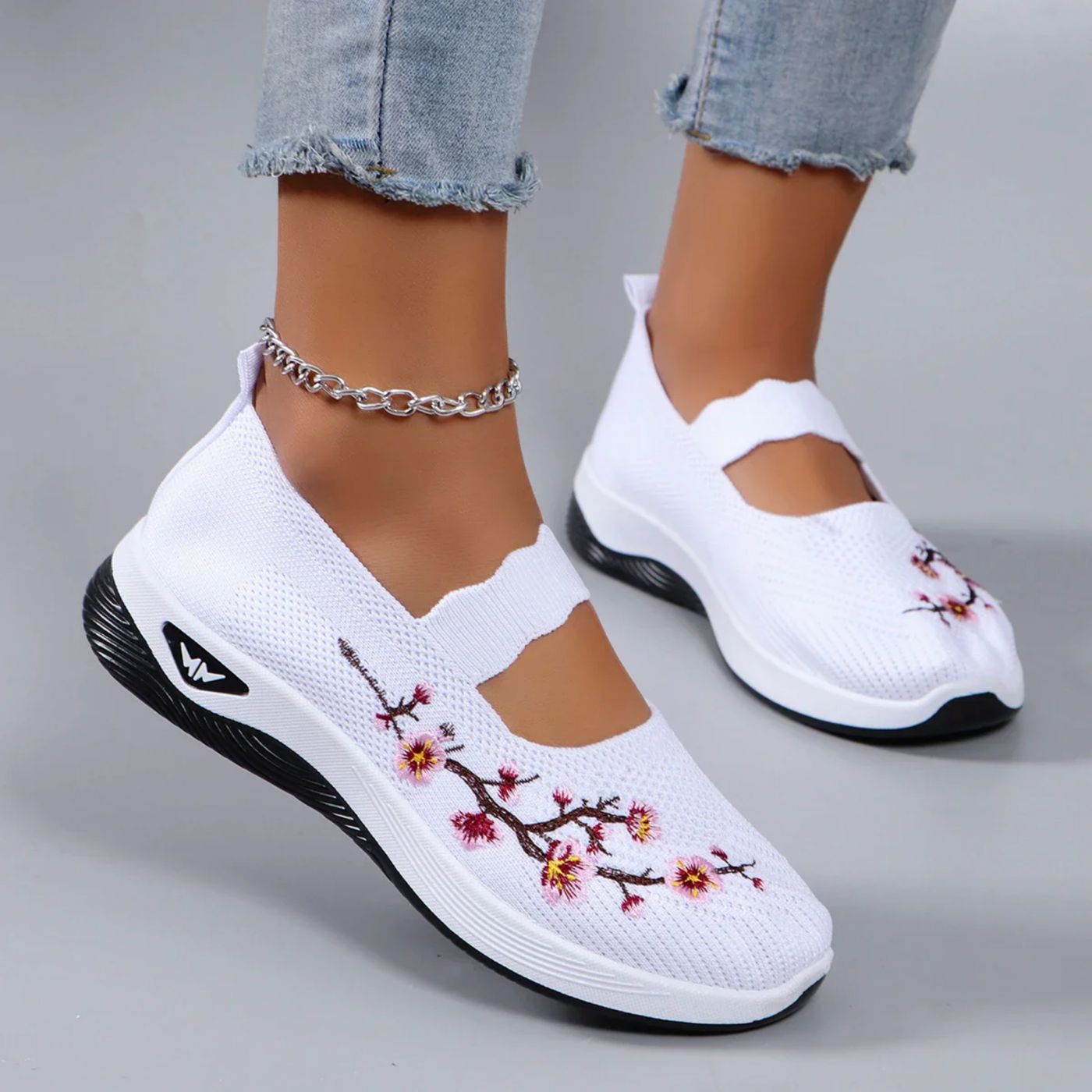 Leona - Stylish Breathable Orthopedic Shoes