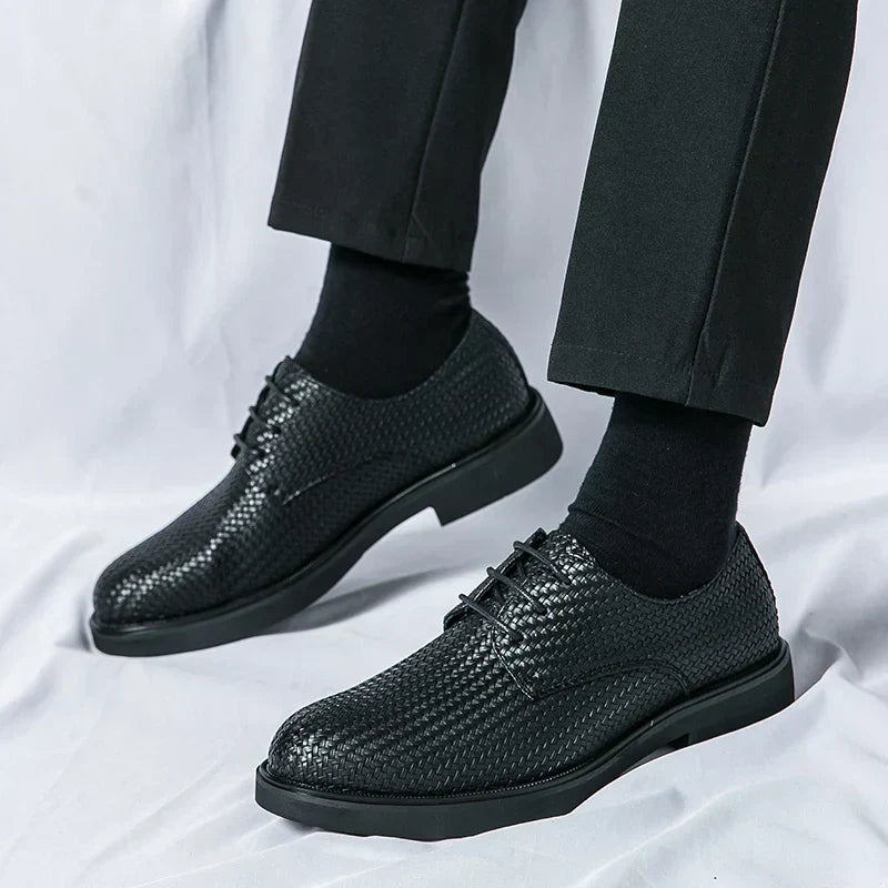 Victor - Black Shoes