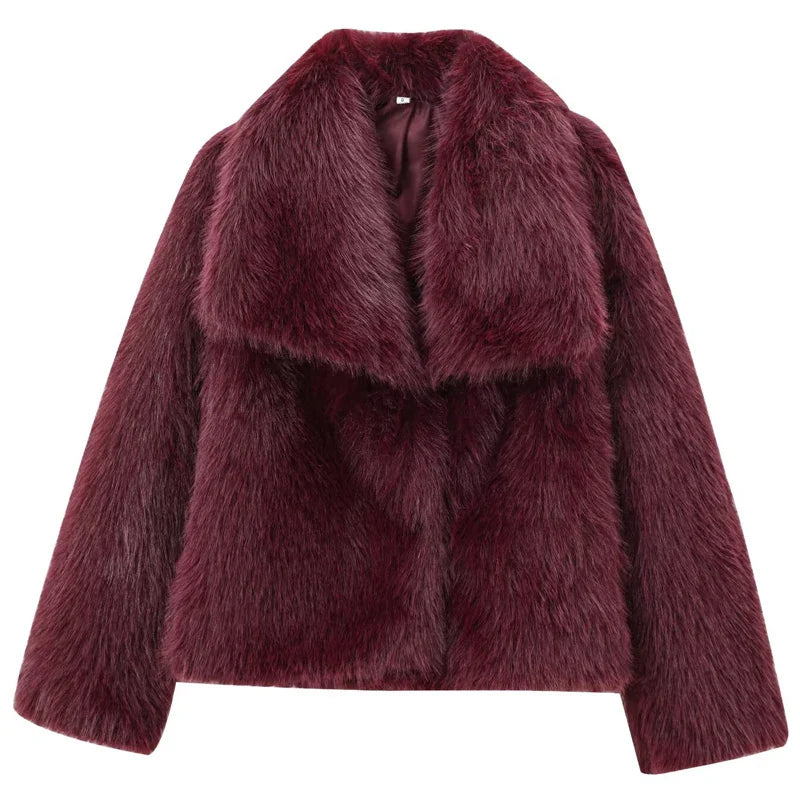 Lucia - Elegant Plush Fur Coat