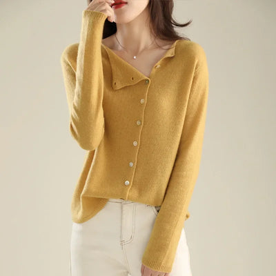 Cherie - ELEGANT CARDIGAN WITH STYLISH BUTTONS