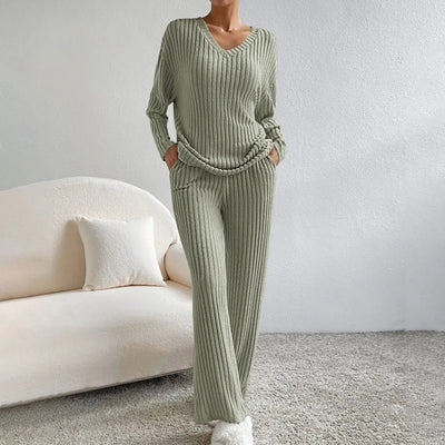 Vayla - COZY RIBBED LOUNGE SET WITH RELAXED FIT