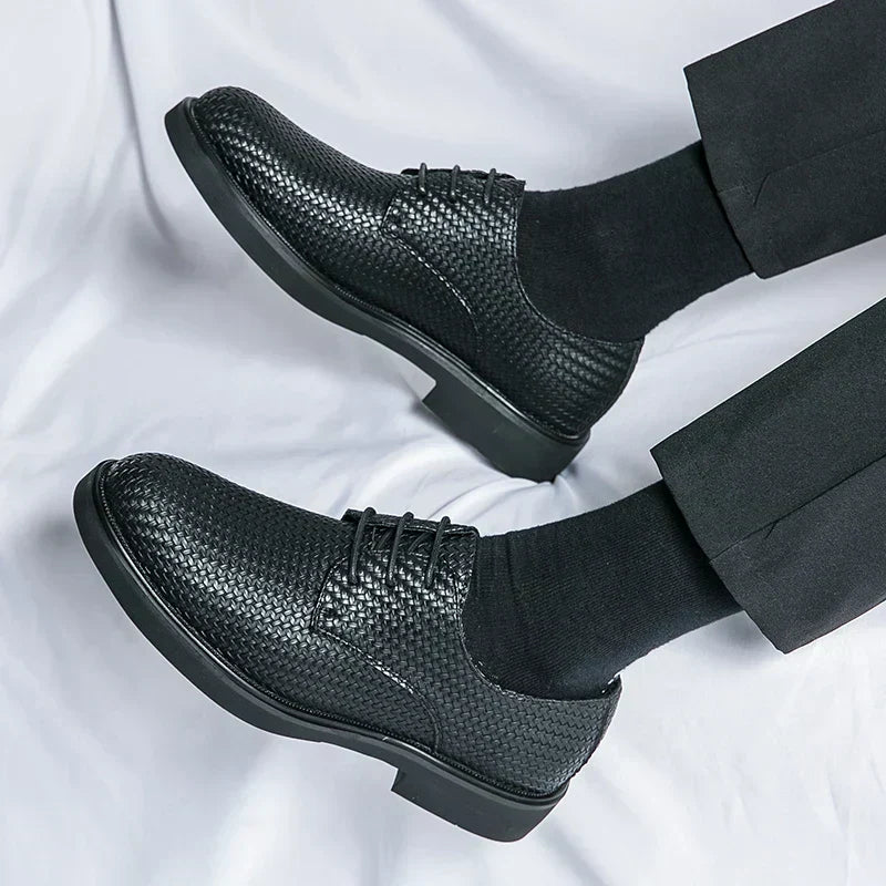Victor - Black Shoes