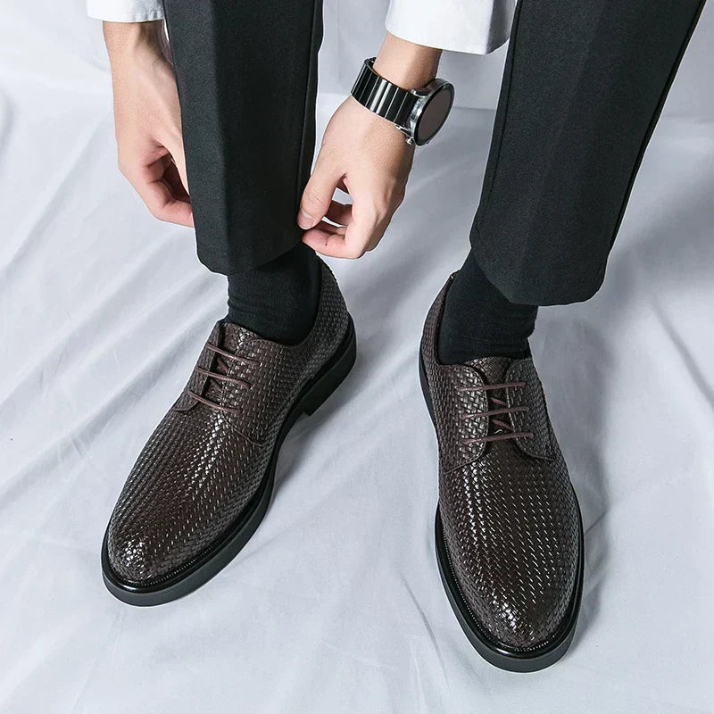 Victor - Black Shoes