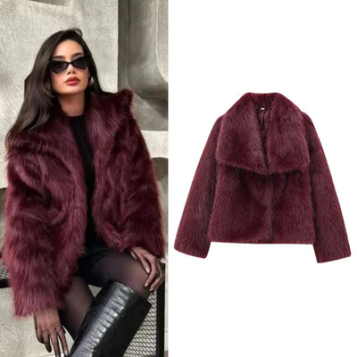 Lucia - Elegant Plush Fur Coat
