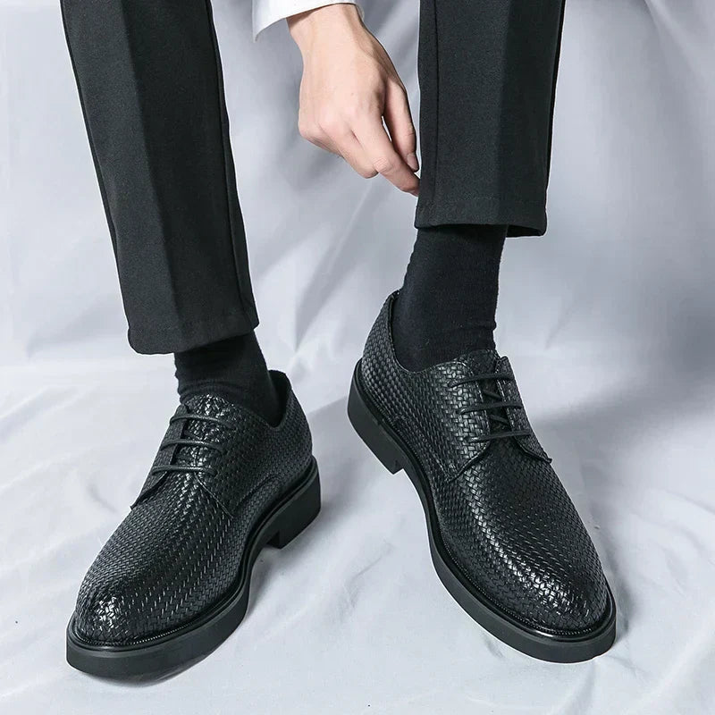 Victor - Black Shoes