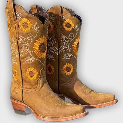 Sela - High-Heeled Floral Embroidered Boots