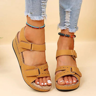 Calyna - Orthopedic Sandals