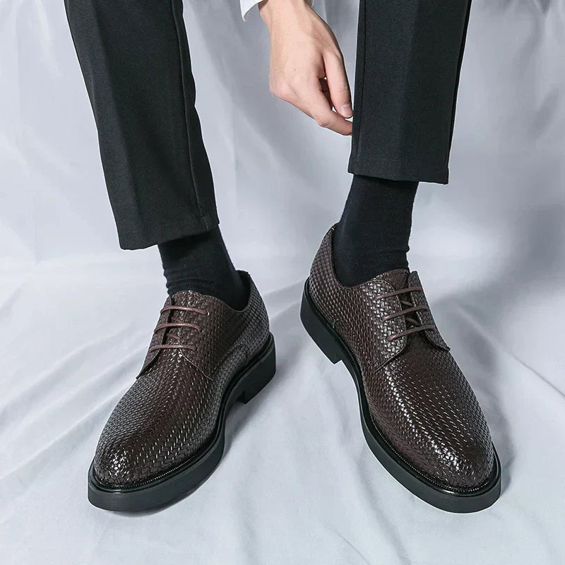 Victor - Black Shoes
