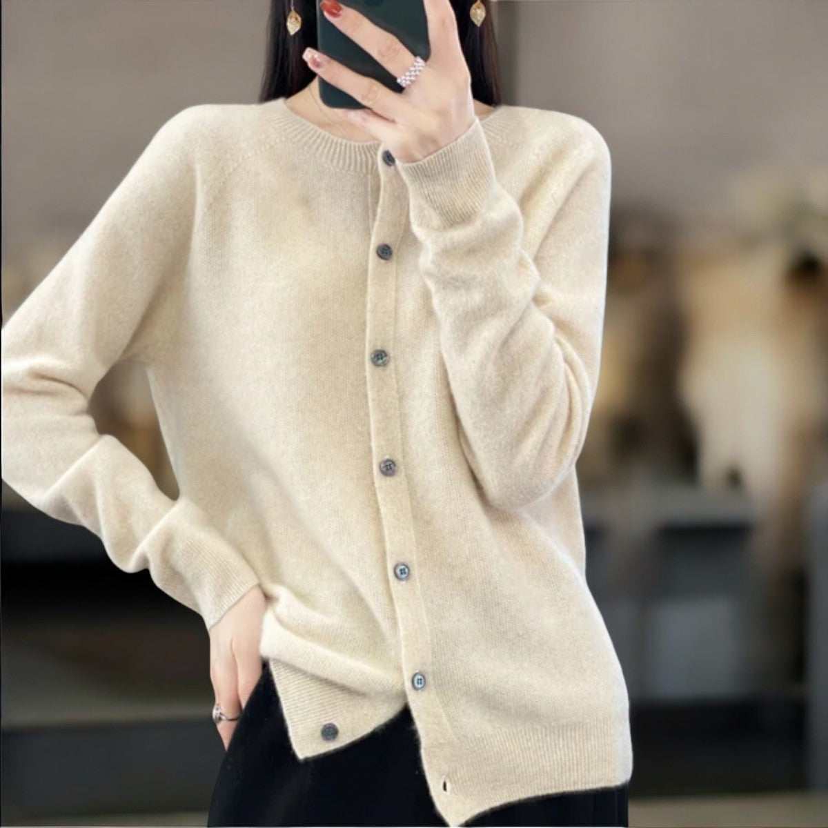 Vivienne - Warm Cozy Cardigan