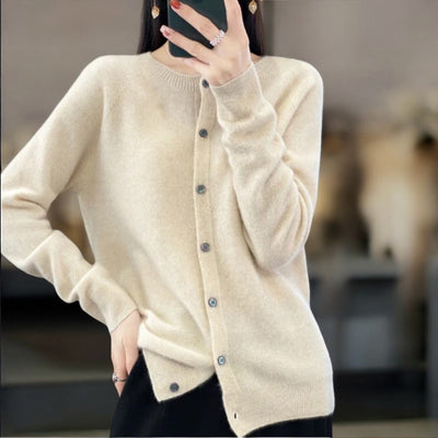Vivienne - Warm Cozy Cardigan