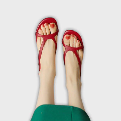 Evelyn - Elegant Minna Flat Sandals with a Refined Finish