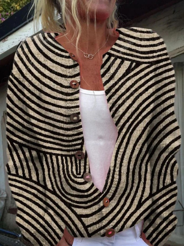 Riley - Retro Drawn Line Pattern Print Buttoned Cardigan Sweater