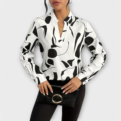 Catarina - Elegant long-sleeved blouse with V-neck and geometric pattern