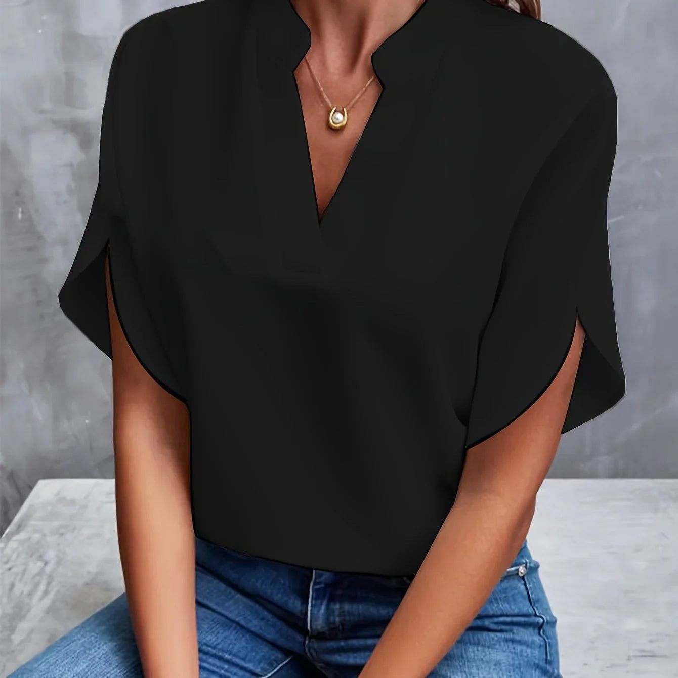 Eleanor - Elegant Blouse
