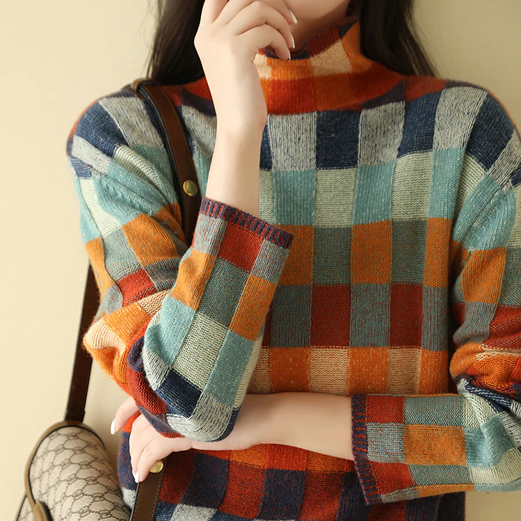 Yvette - LUXURIOUS WARMER PULLOVER WITH ARTISTIC INSPIRATION