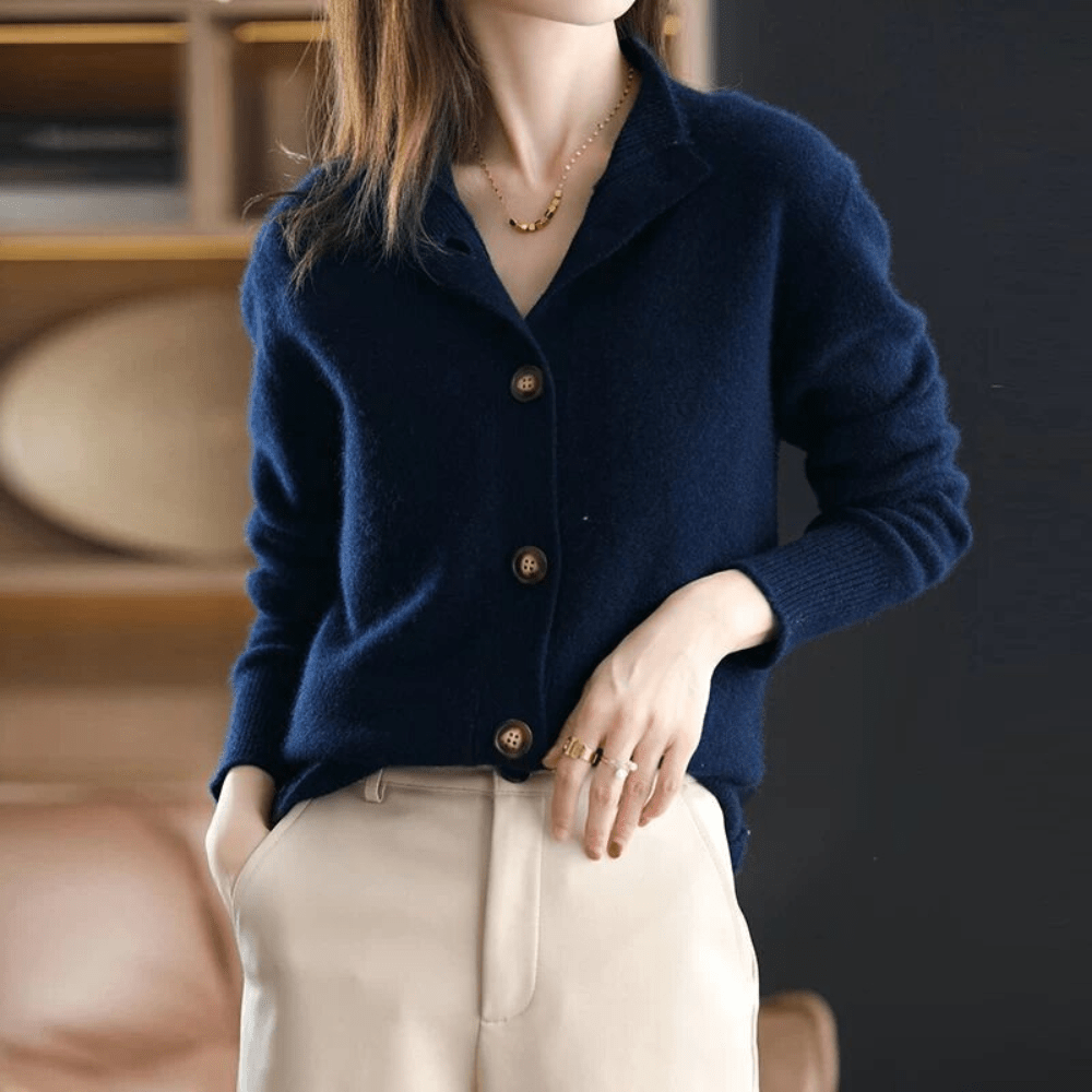 Banff – ELEGANT KNIT GILET WITH SOPHISTICATED STYLE