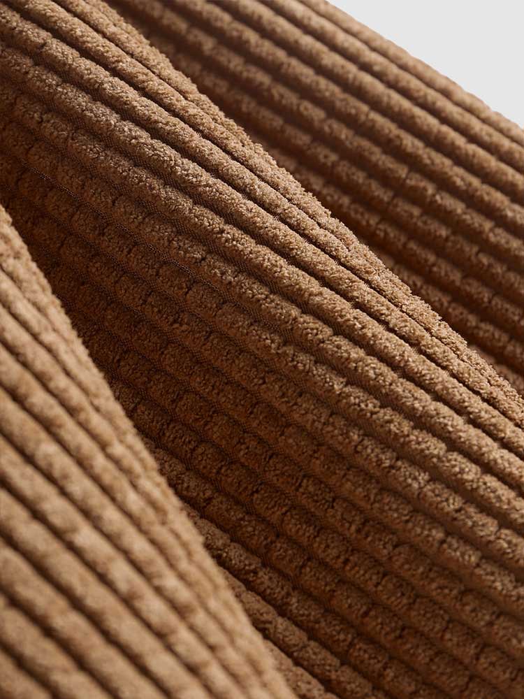 Tulum - Velvet Summer Suit with Pleats