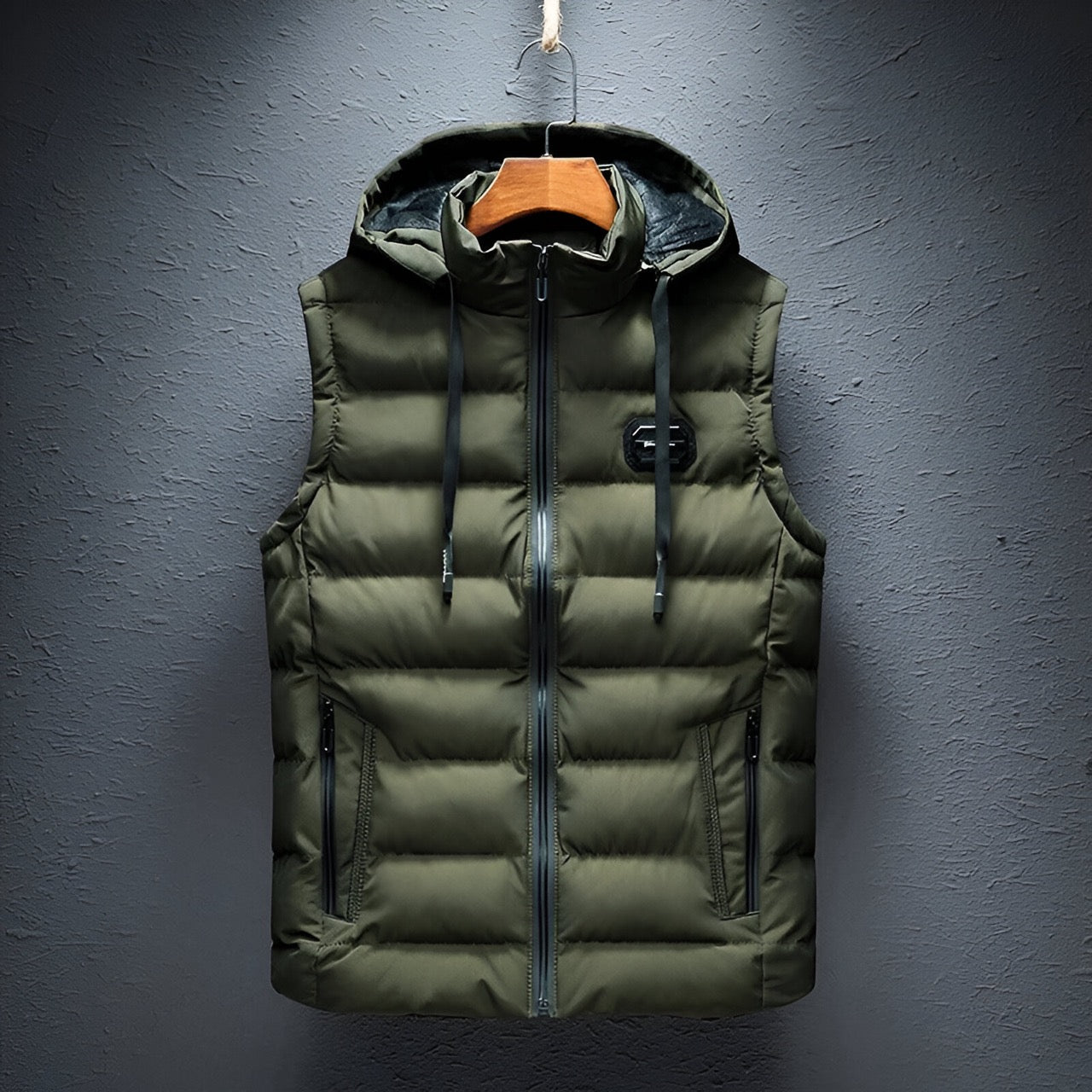 Pedro - Padded vest with hood